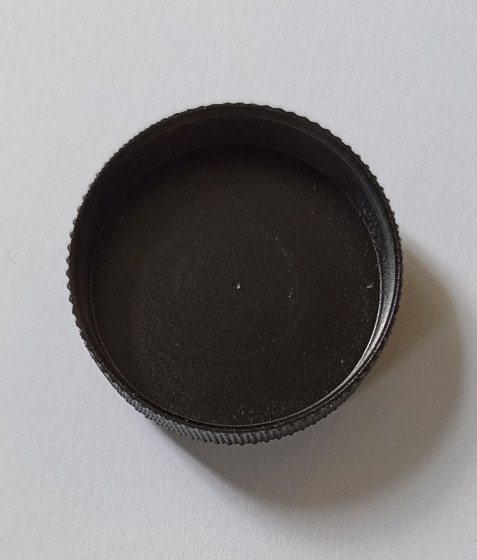 Tapa de Cierre del Compartimento USB